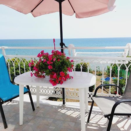 Leta Apartments Agios Georgios  ภายนอก รูปภาพ