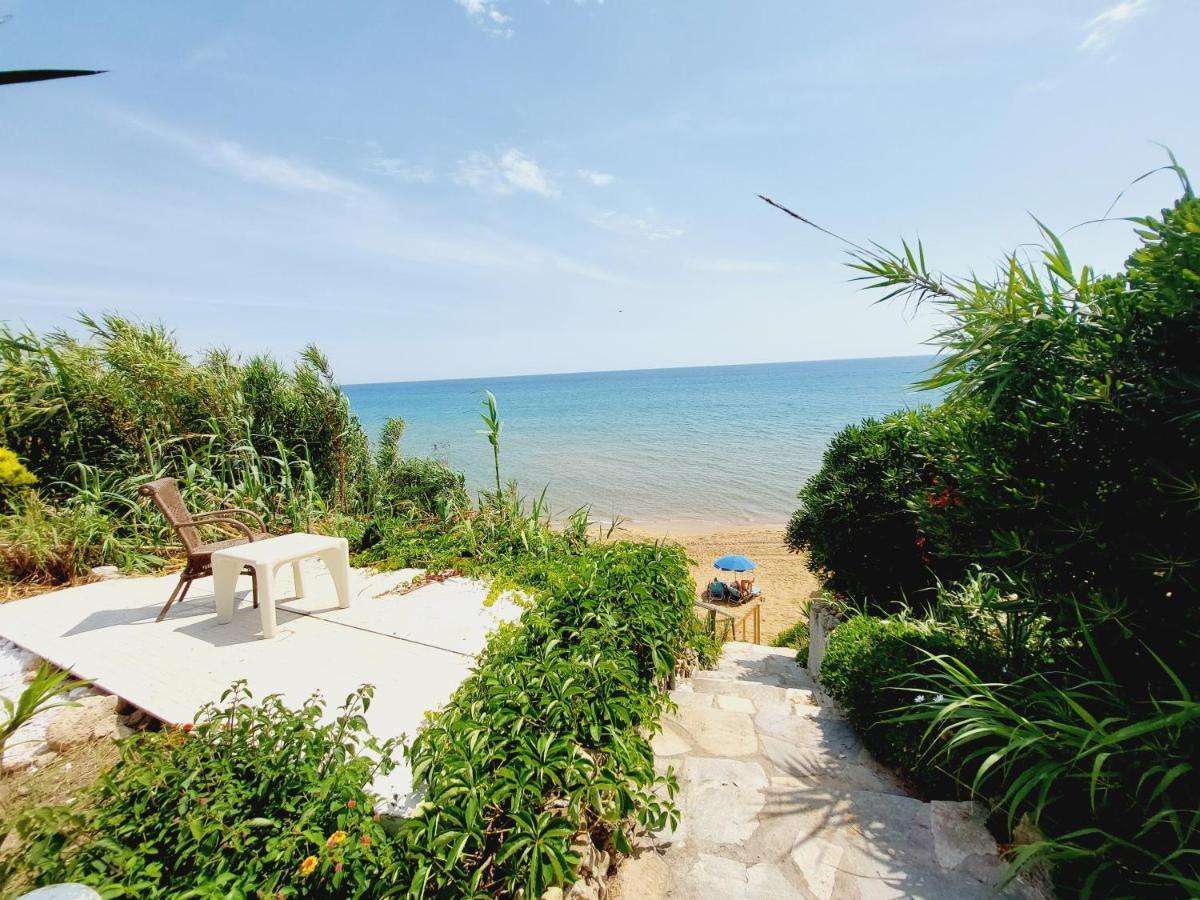 Leta Apartments Agios Georgios  ภายนอก รูปภาพ