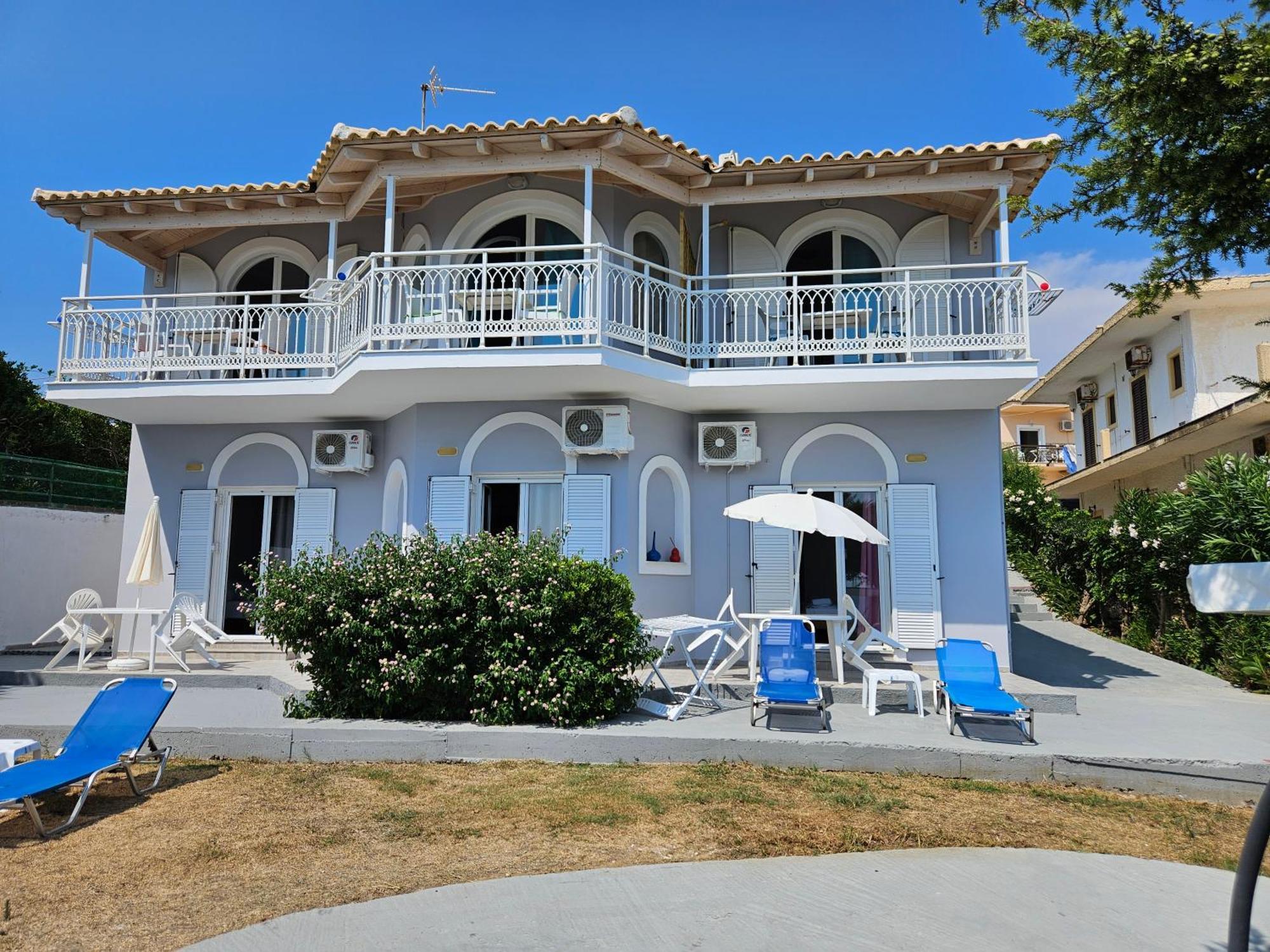 Leta Apartments Agios Georgios  ภายนอก รูปภาพ